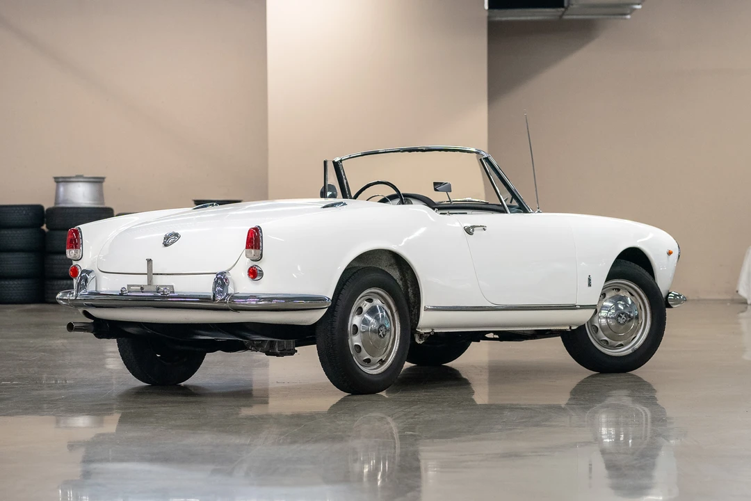 1960 Alfa Romeo Giulietta - Image 8 of 31