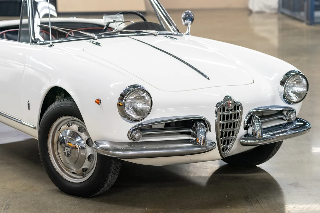 1960 Alfa Romeo Giulietta - Image 16 of 31