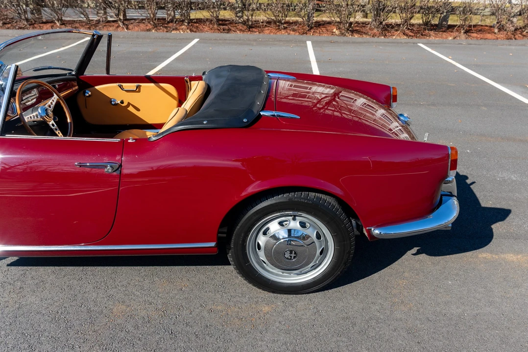 1960 Alfa Romeo Giulietta - Image 27 of 31
