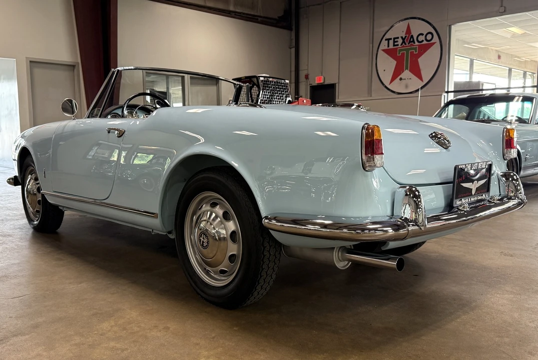 1960 Alfa Romeo Giulietta - Image 6 of 31