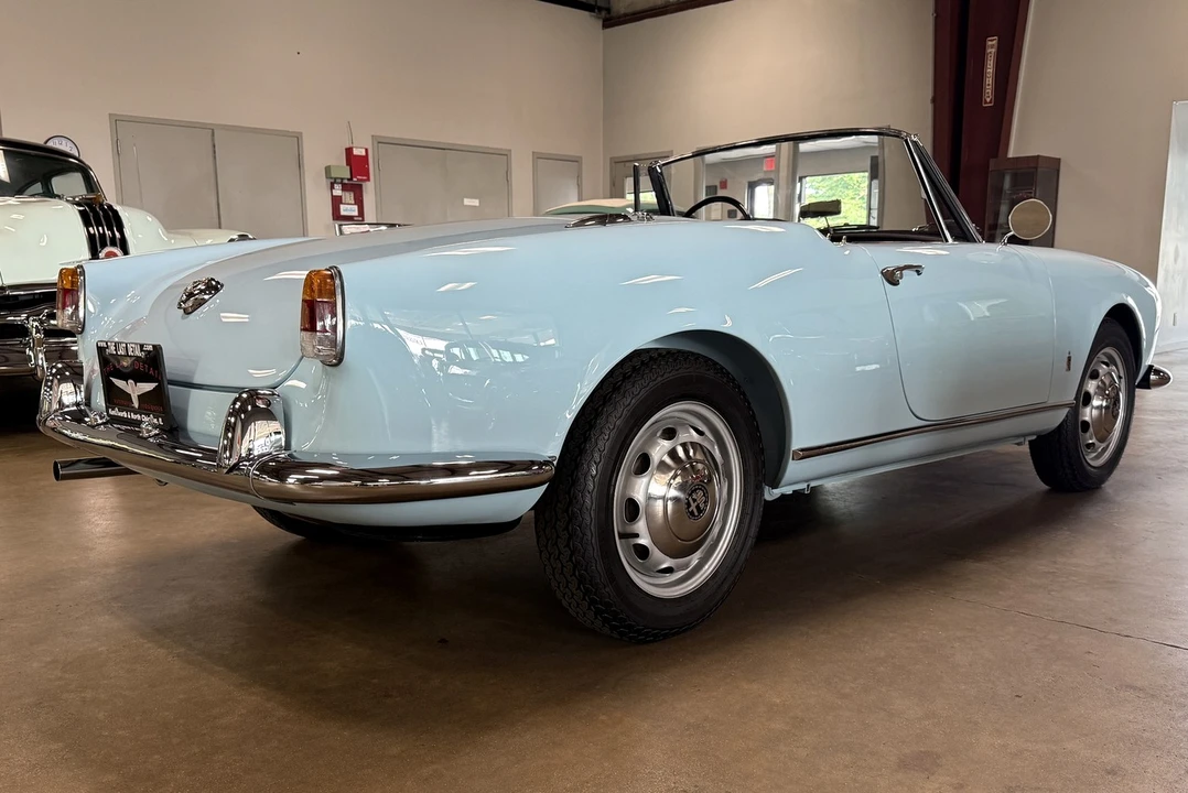 1960 Alfa Romeo Giulietta - Image 12 of 31