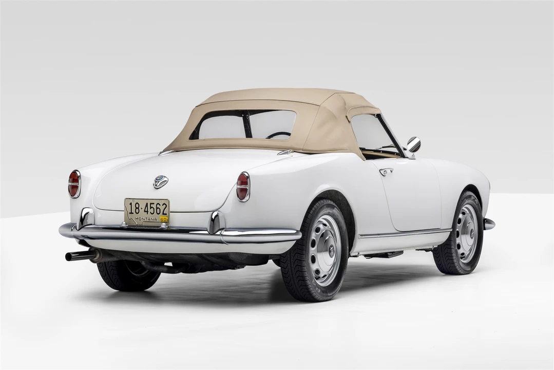 1960 Alfa Romeo Giulietta - Image 17 of 31