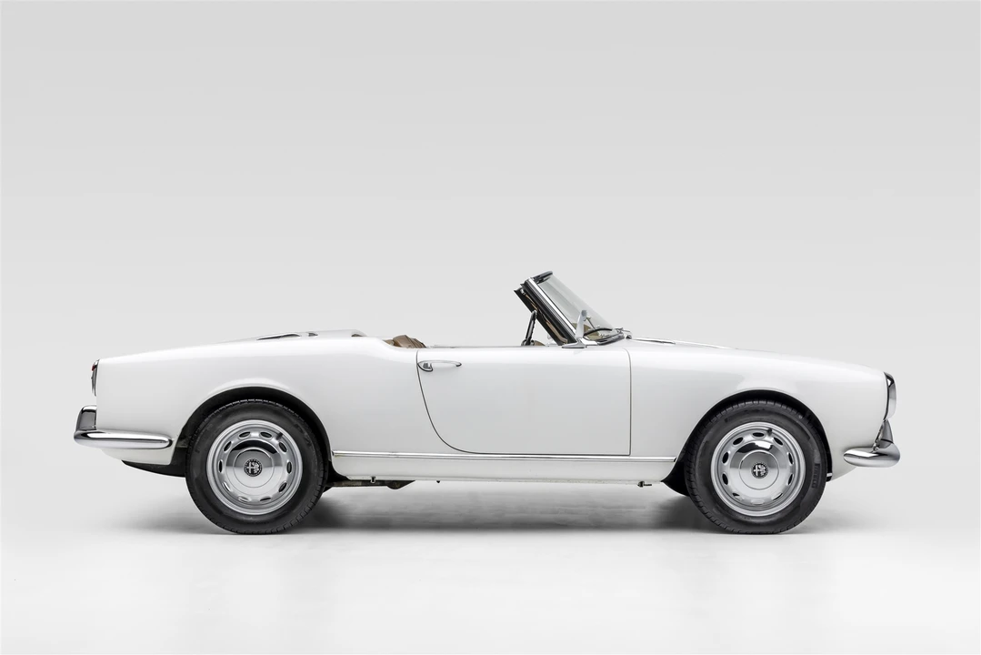 1960 Alfa Romeo Giulietta - Image 13 of 31