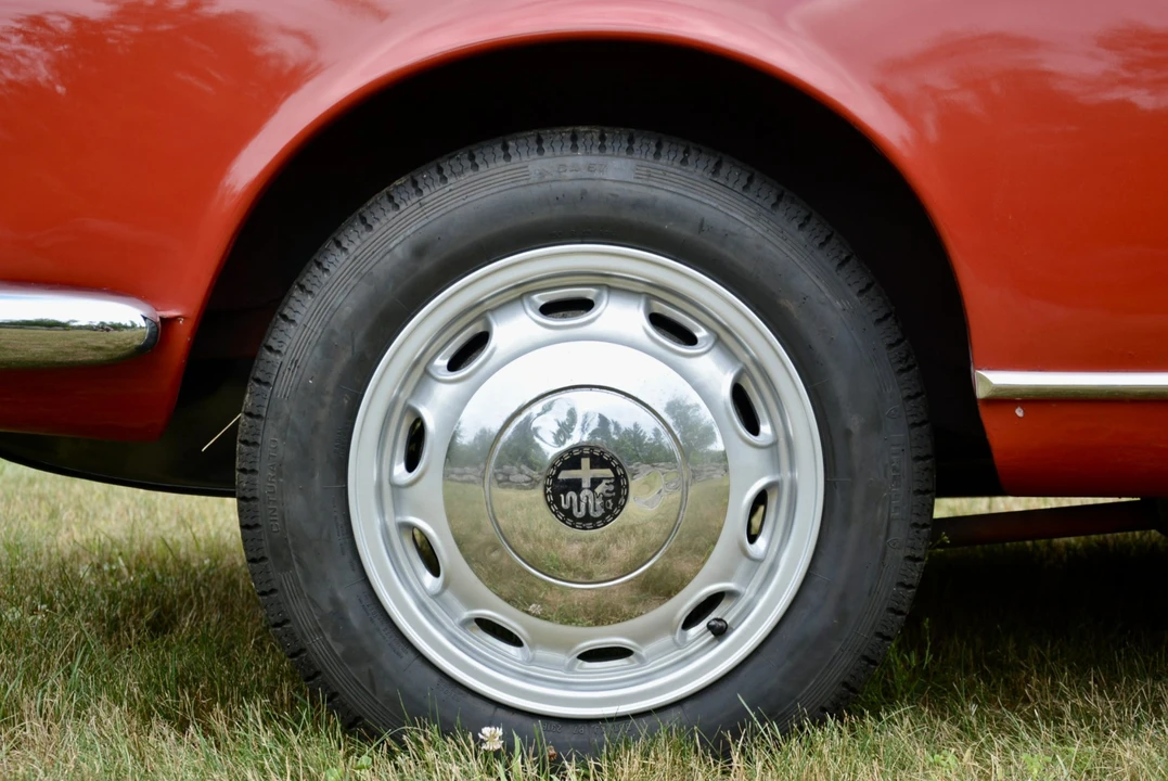 1960 Alfa Romeo Giulietta - Image 29 of 31