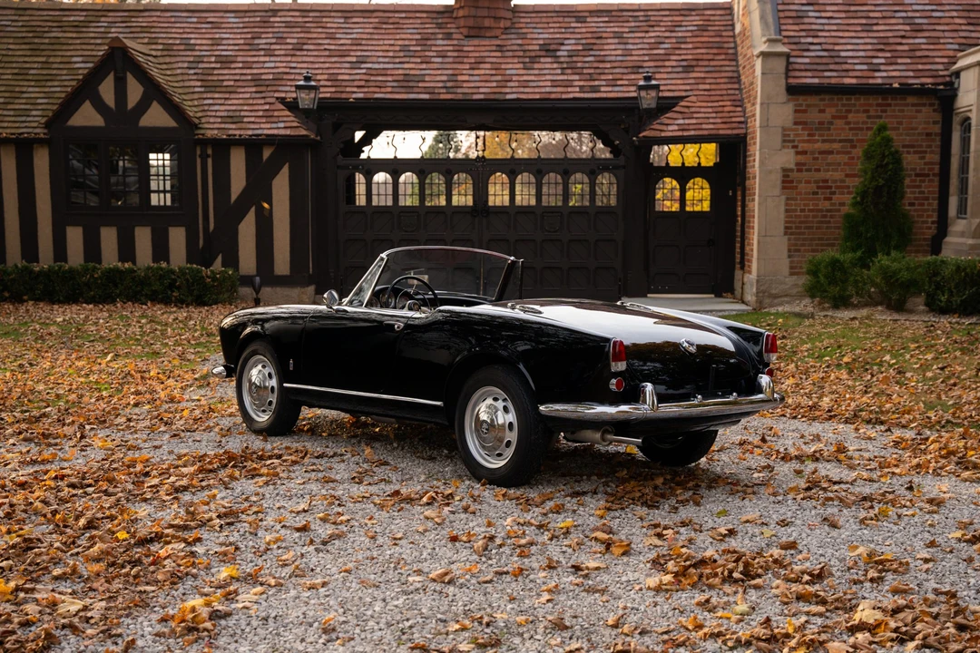 1960 Alfa Romeo Giulietta - Image 11 of 31