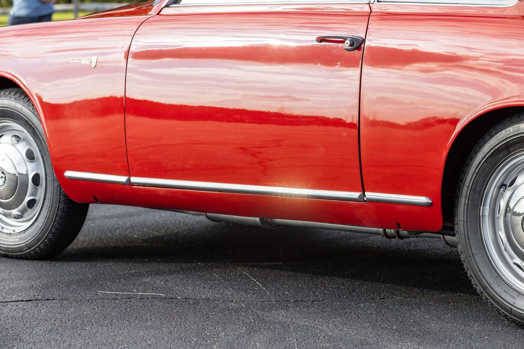 1960 Alfa Romeo Giulietta - Image 29 of 31