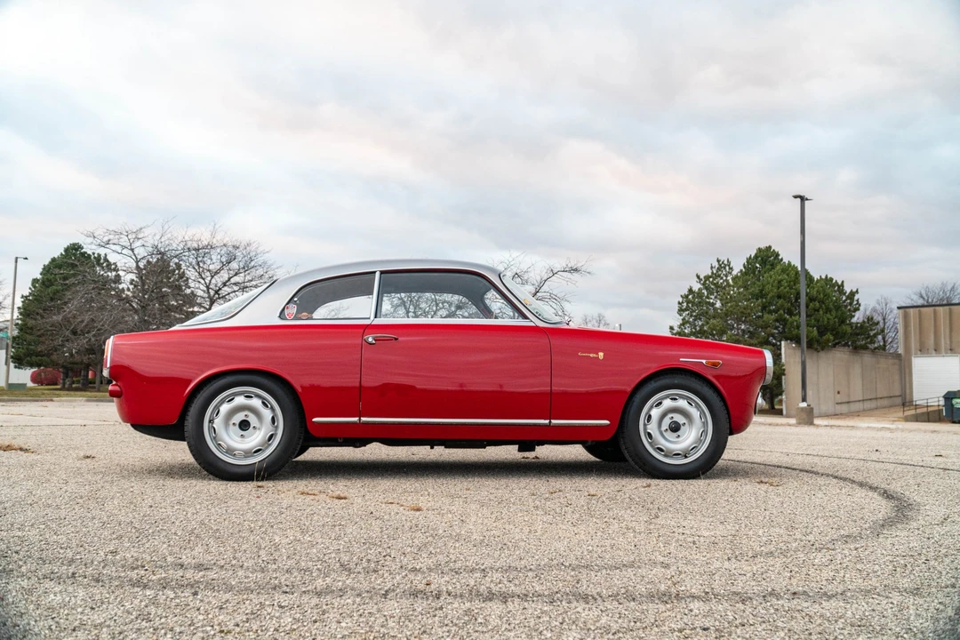 1960 Alfa Romeo Giulietta - Image 21 of 31