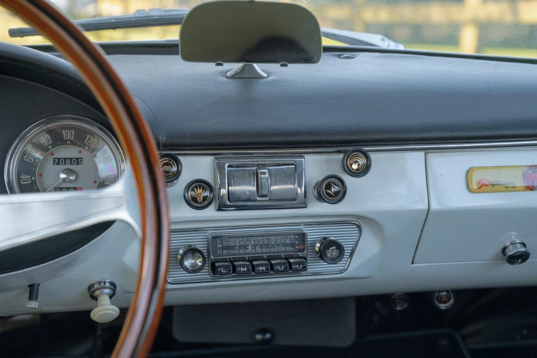 1960 Alfa Romeo Giulietta - Image 29 of 30