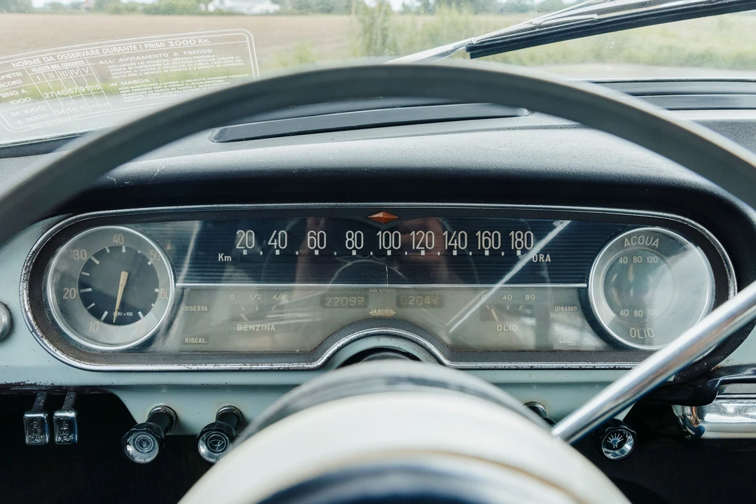 1960 Alfa Romeo Giulietta - Image 12 of 31
