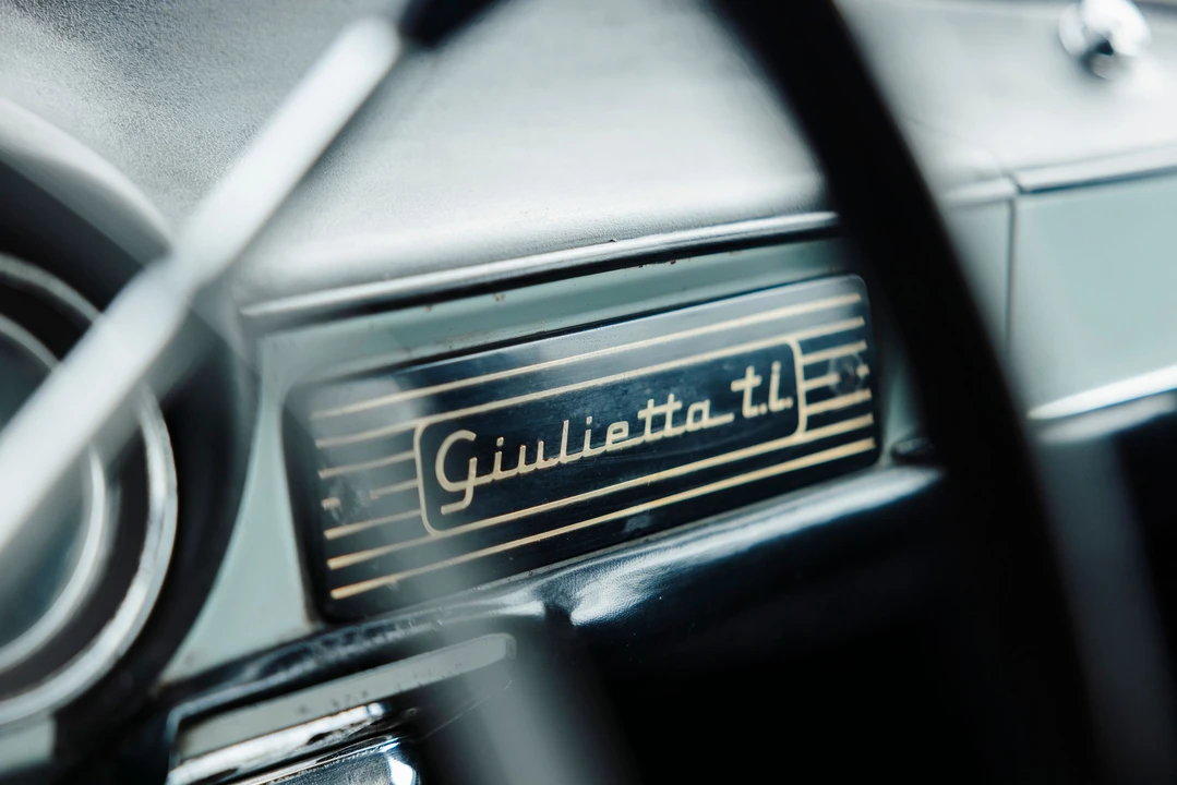 1960 Alfa Romeo Giulietta - Image 17 of 31