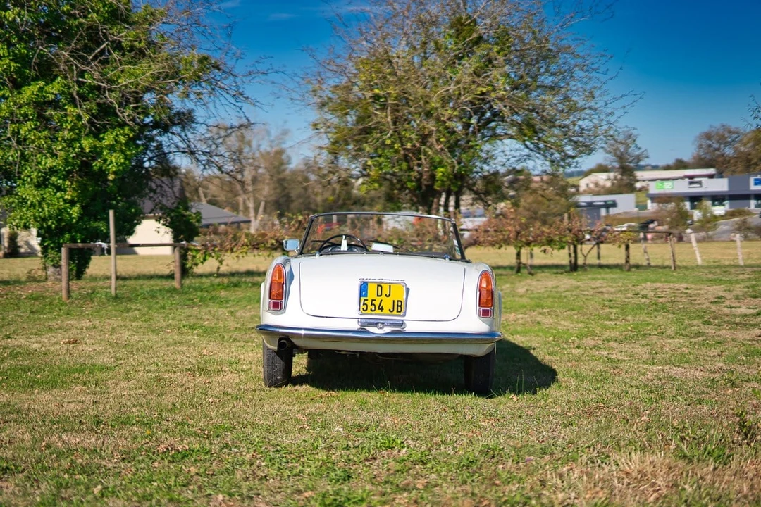 2000 Alfa Romeo 102-Series 2000 - Image 29 of 30