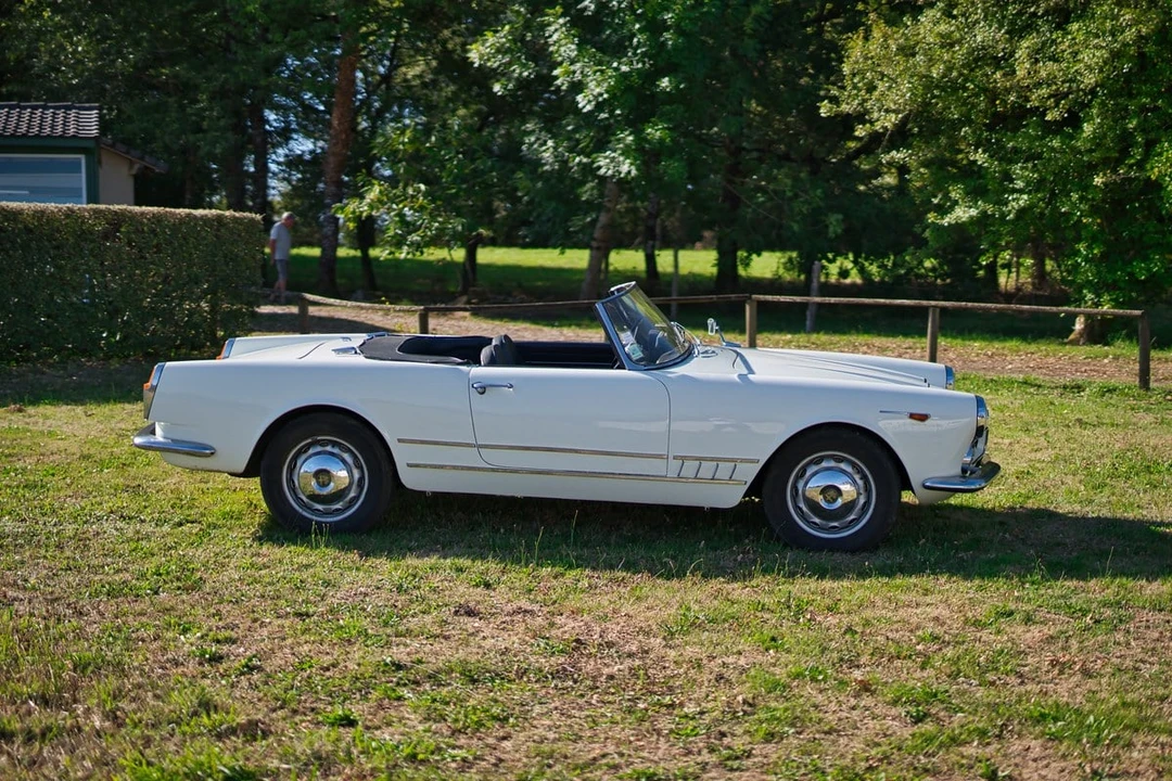2000 Alfa Romeo 102-Series 2000 - Image 11 of 30