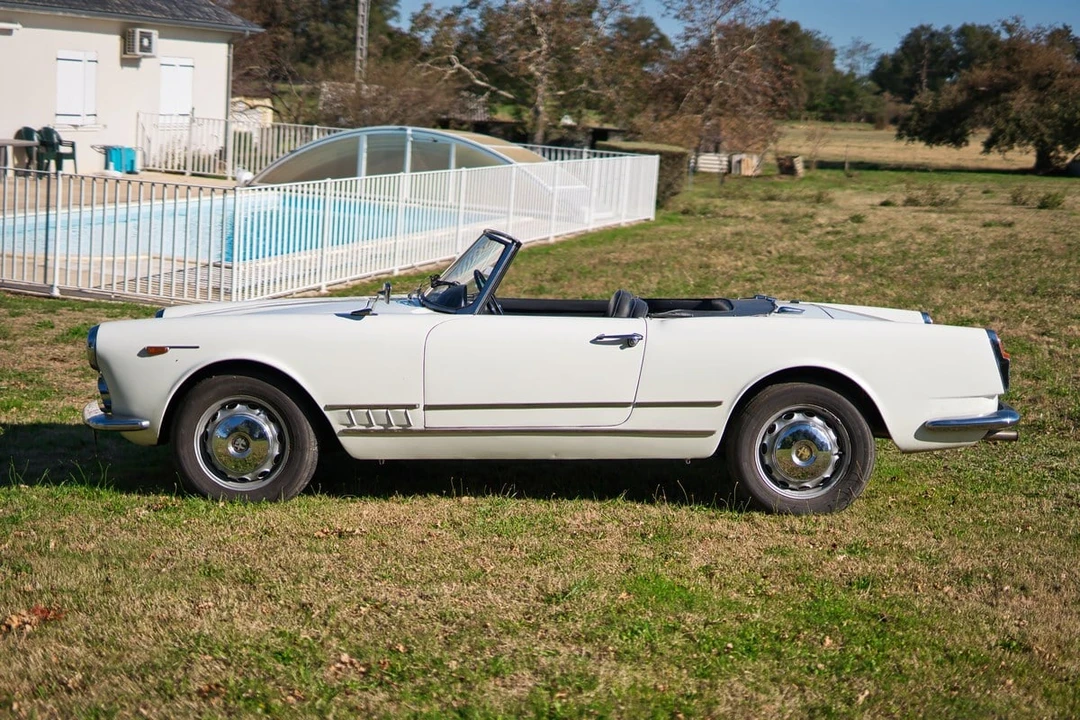 2000 Alfa Romeo 102-Series 2000 - Image 5 of 30