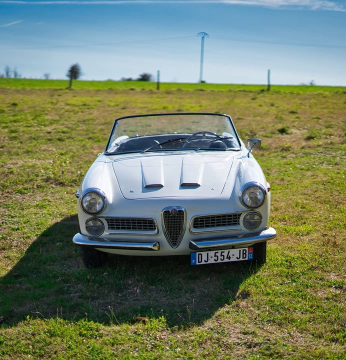 2000 Alfa Romeo 102-Series 2000 - Image 3 of 30
