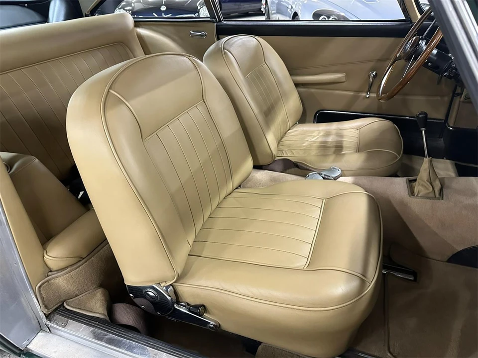 1960 Aston Martin DB4 - Image 17 of 31