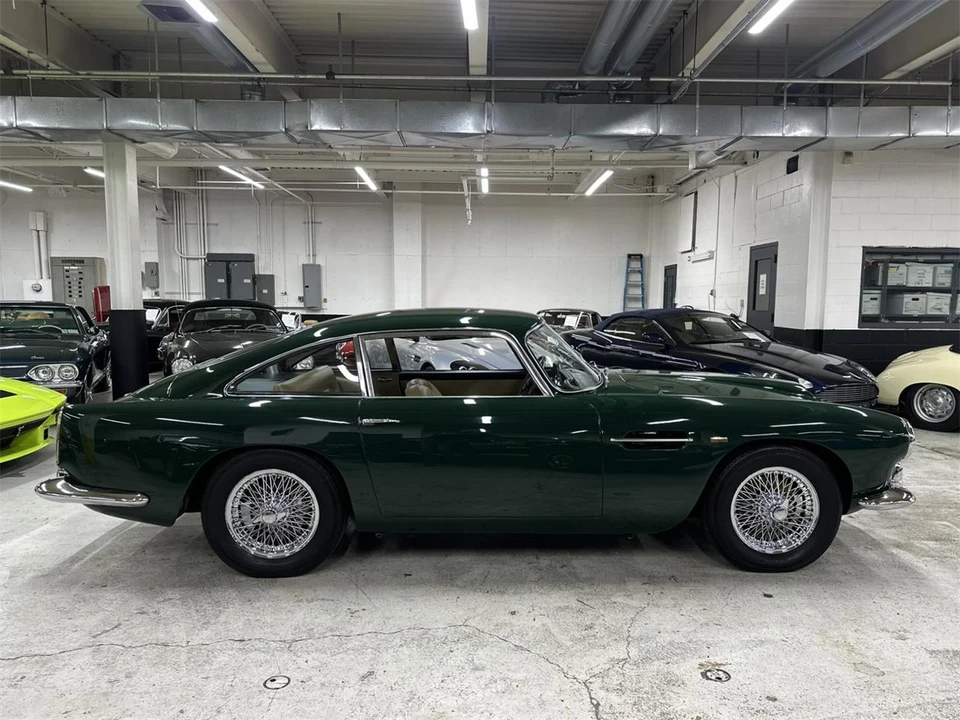 1960 Aston Martin DB4 - Image 8 of 31