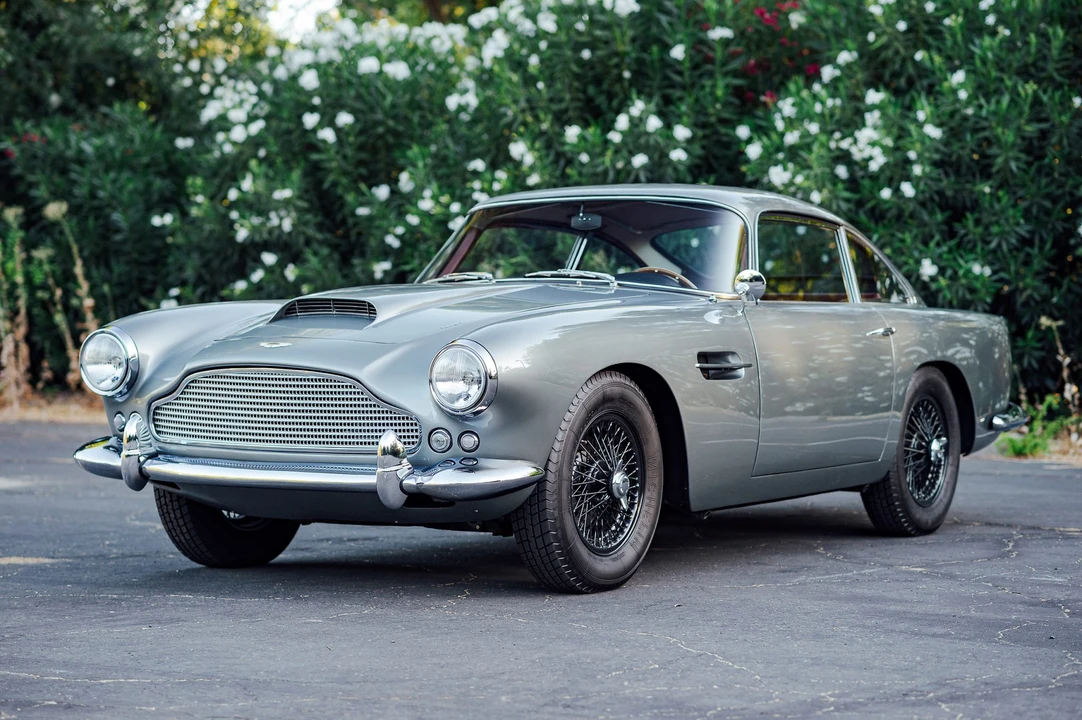 1960 Aston Martin DB4 - Image 2 of 31