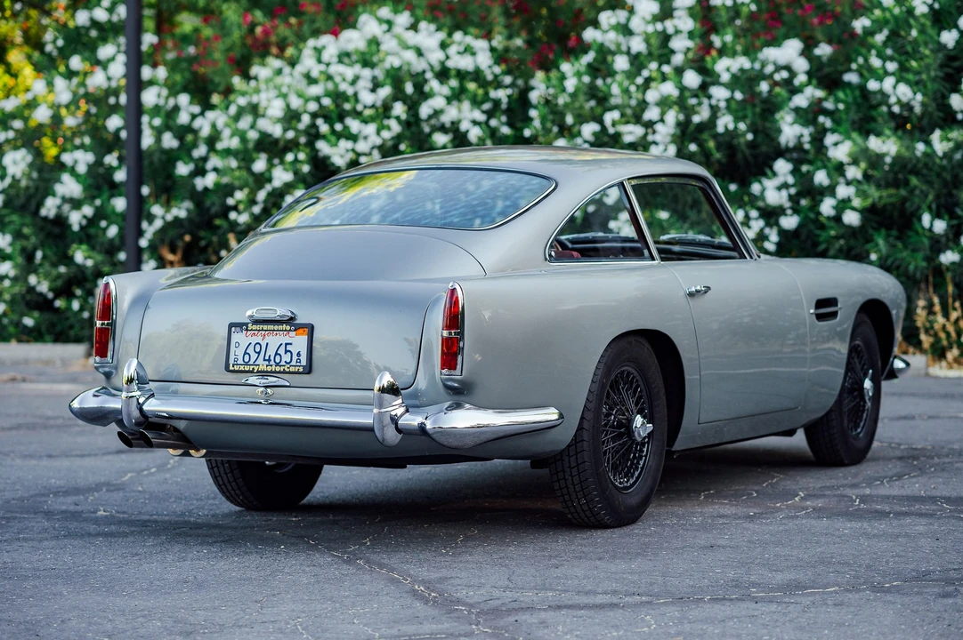 1960 Aston Martin DB4 - Image 8 of 31
