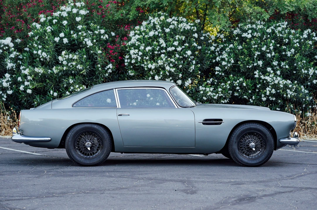 1960 Aston Martin DB4 - Image 10 of 31