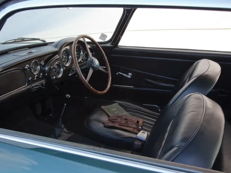 1960 Aston Martin DB4 - Image 17 of 18