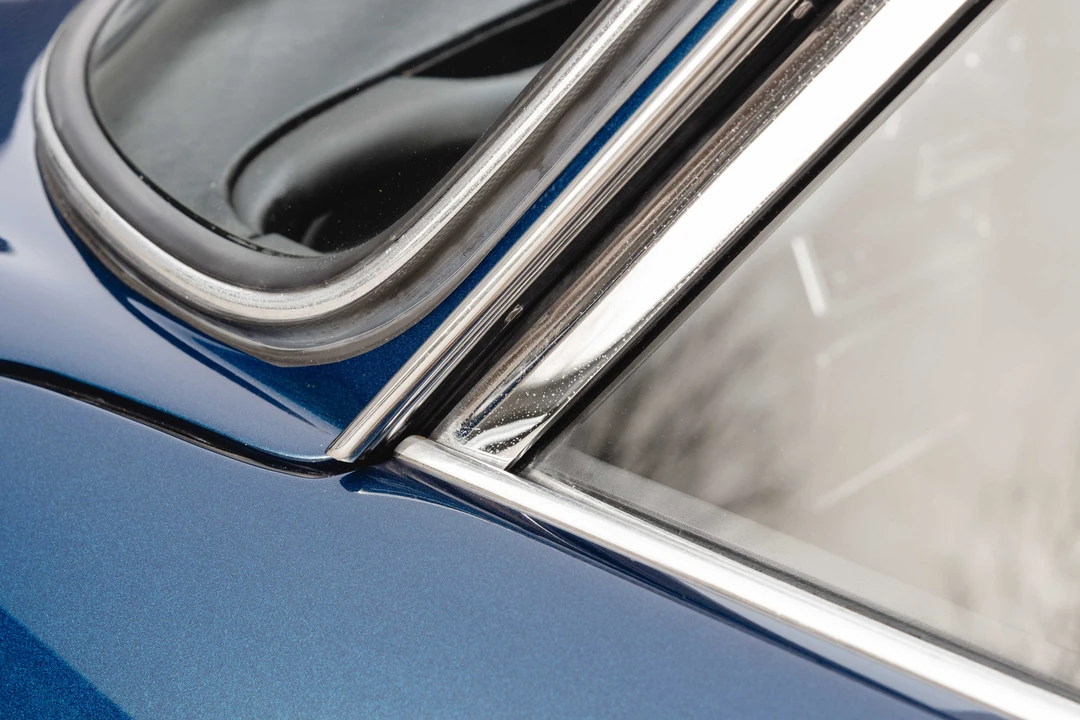 1960 Aston Martin DB4 - Image 15 of 31
