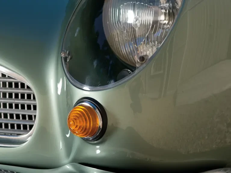 1960 Aston Martin DB4 GT - Image 27 of 31