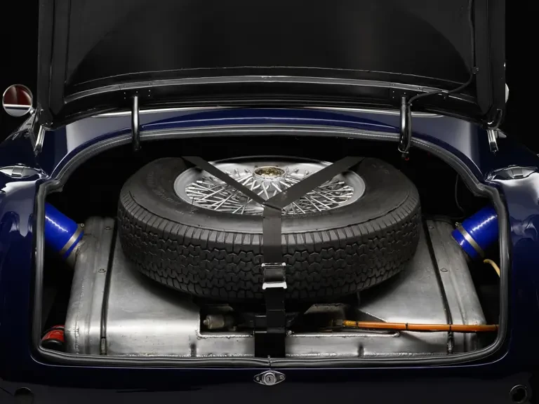 1960 Aston Martin DB4 - Image 25 of 31