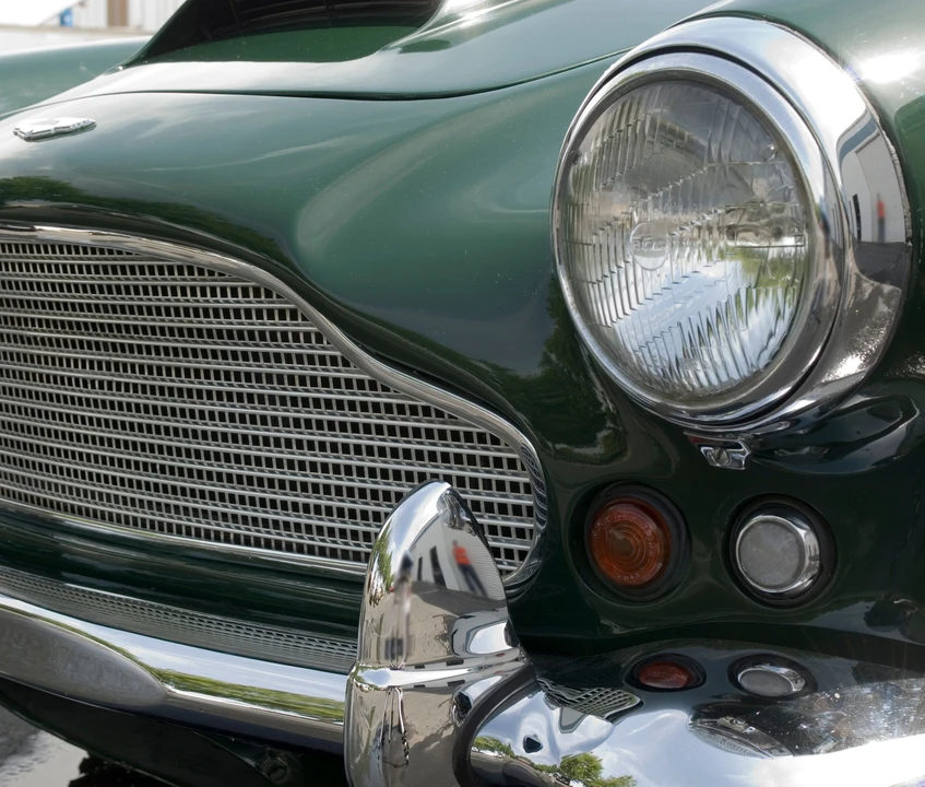 1960 Aston Martin DB4 - Image 6 of 6