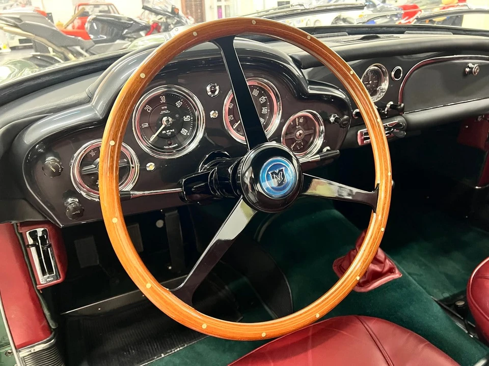1960 Aston Martin DB4 - Image 23 of 31