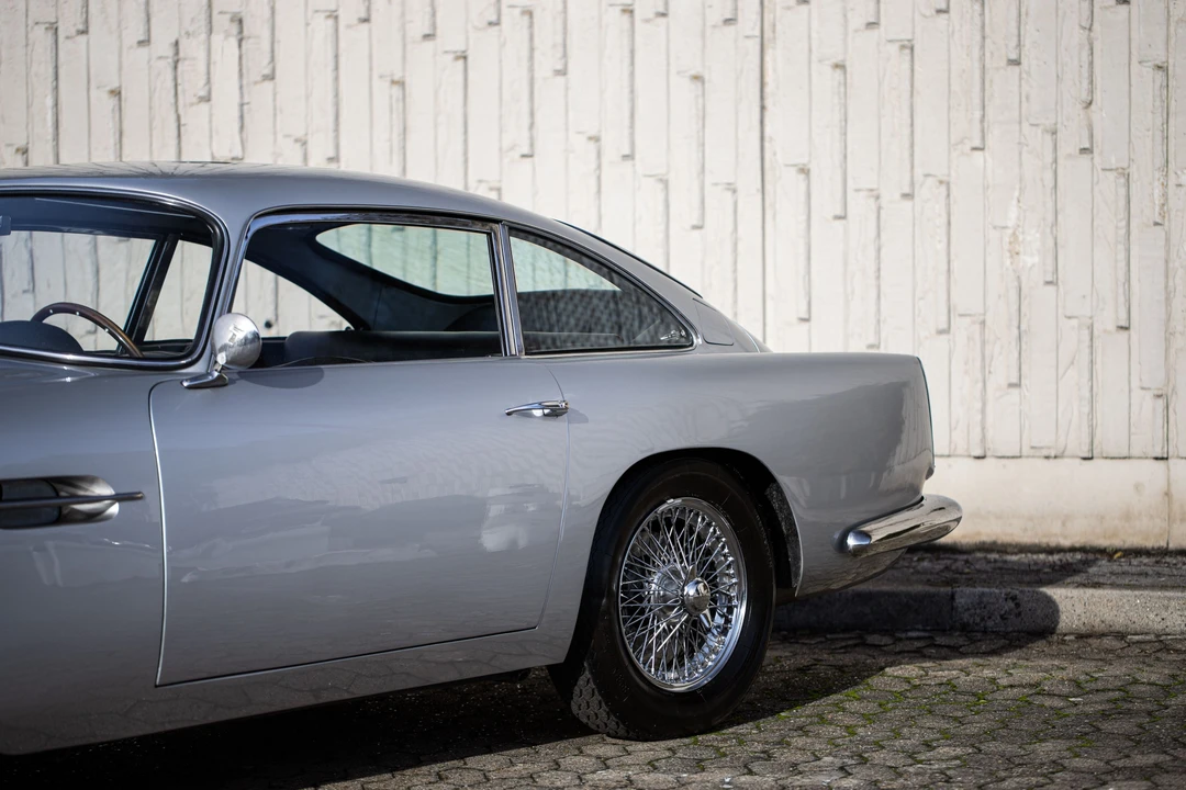 1960 Aston Martin DB4 - Image 10 of 31