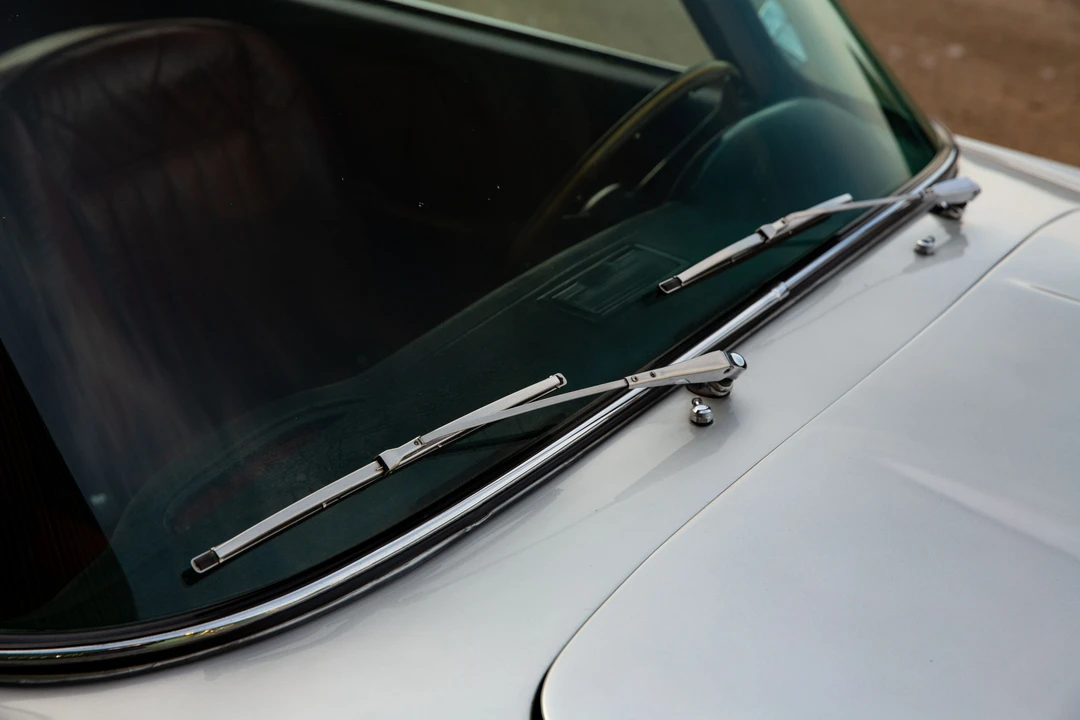 1960 Aston Martin DB4 - Image 25 of 31