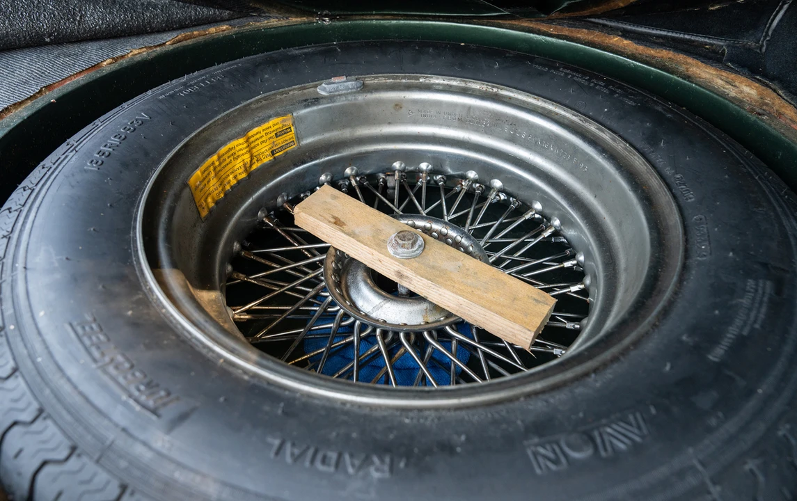 1960 Aston Martin DB4 - Image 29 of 31