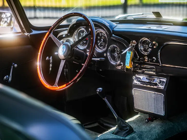 1960 Aston Martin DB4 - Image 5 of 31
