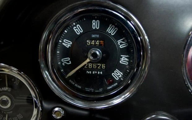 1960 Aston Martin DB4 - Image 7 of 11