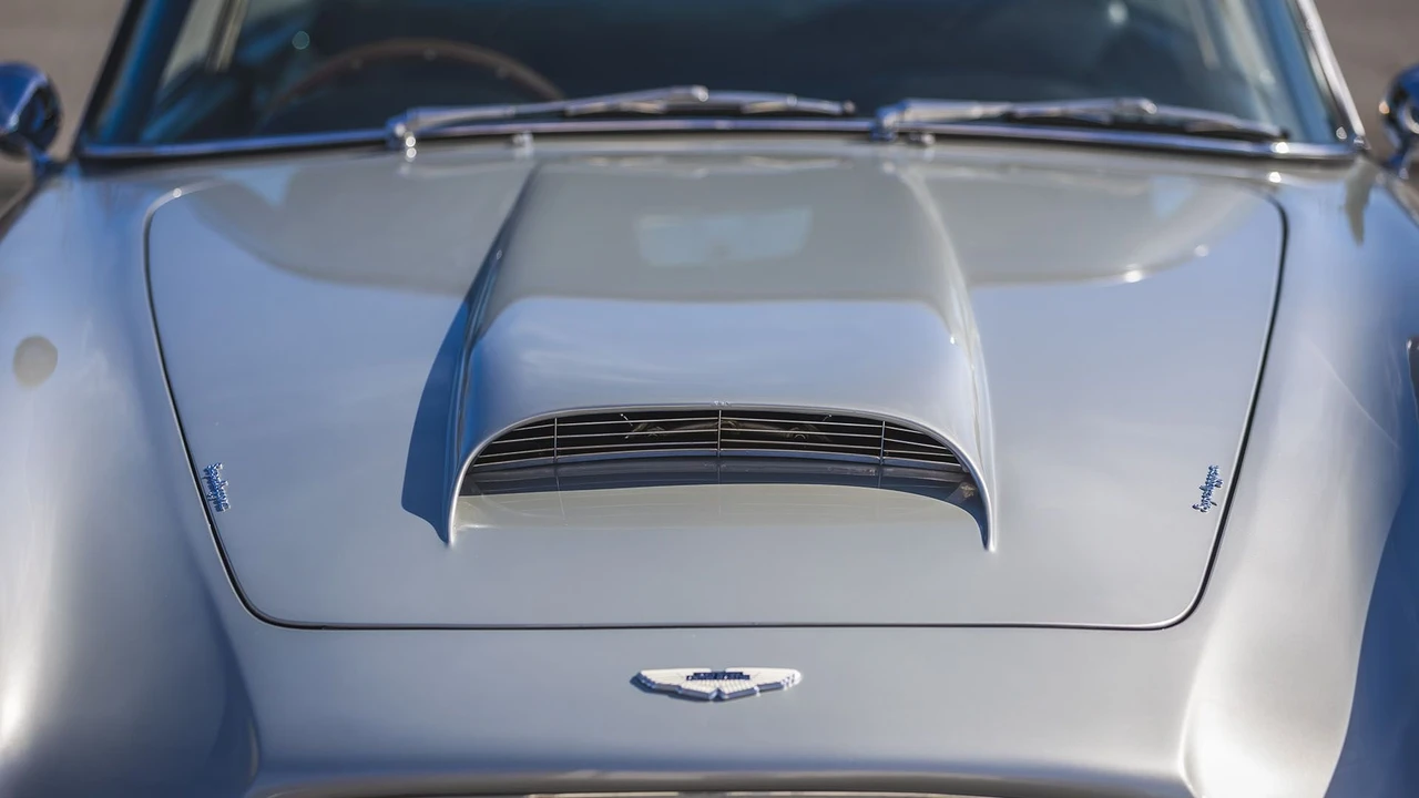 1960 Aston Martin DB4 - Image 25 of 31