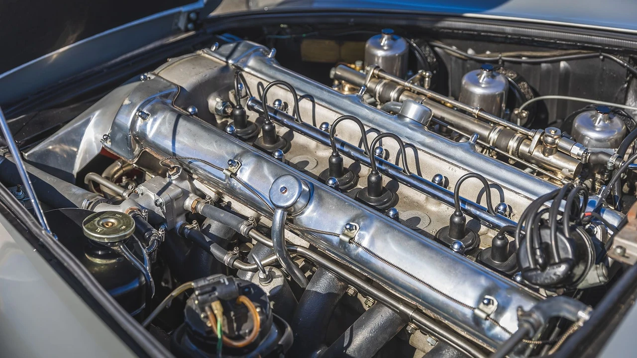 1960 Aston Martin DB4 - Image 11 of 31