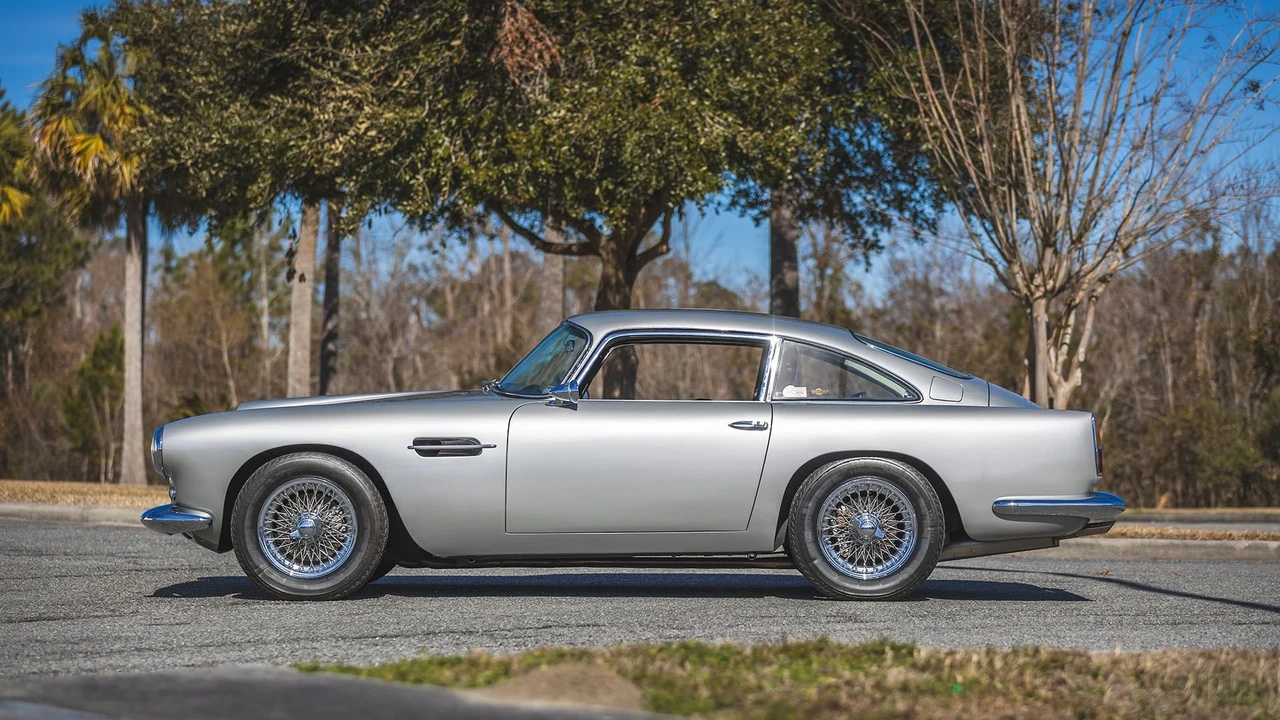 1960 Aston Martin DB4 - Image 5 of 31