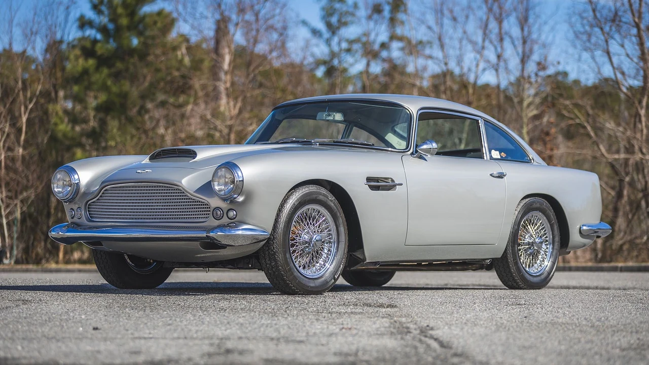 1960 Aston Martin DB4 - Image 15 of 31