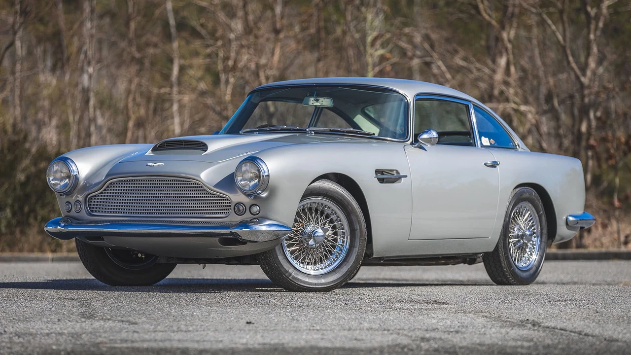 1960 Aston Martin DB4 - Image 28 of 31