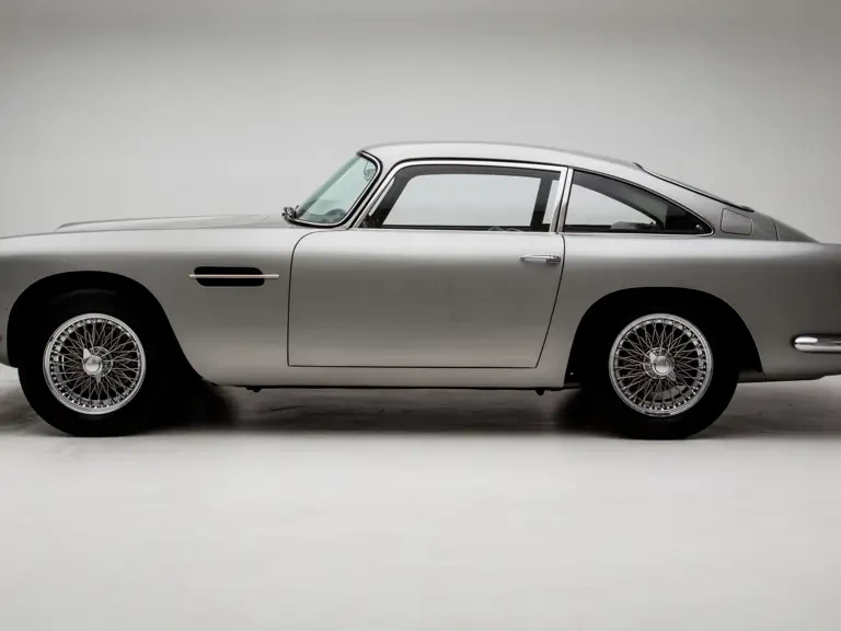 1960 Aston Martin DB4 - Image 6 of 13