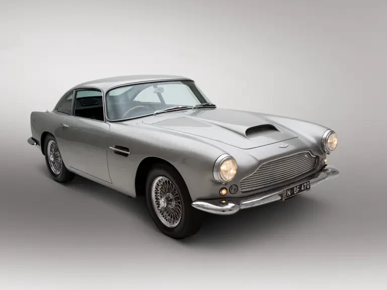1960 Aston Martin DB4 - Image 2 of 13