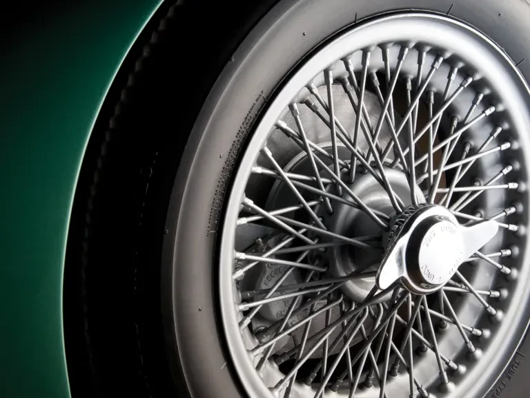 1960 Aston Martin DB4 - Image 9 of 21