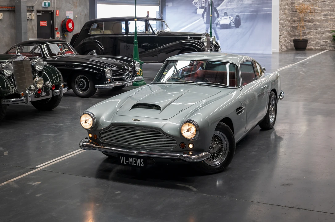 1960 Aston Martin DB4 - Image 11 of 31