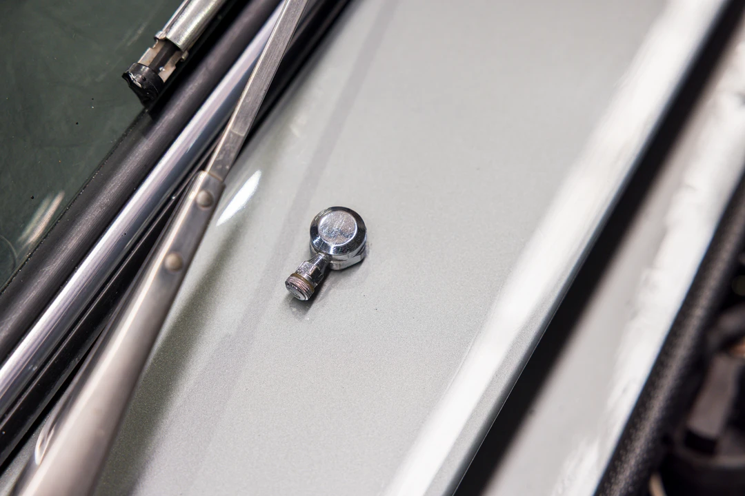1960 Aston Martin DB4 - Image 30 of 31