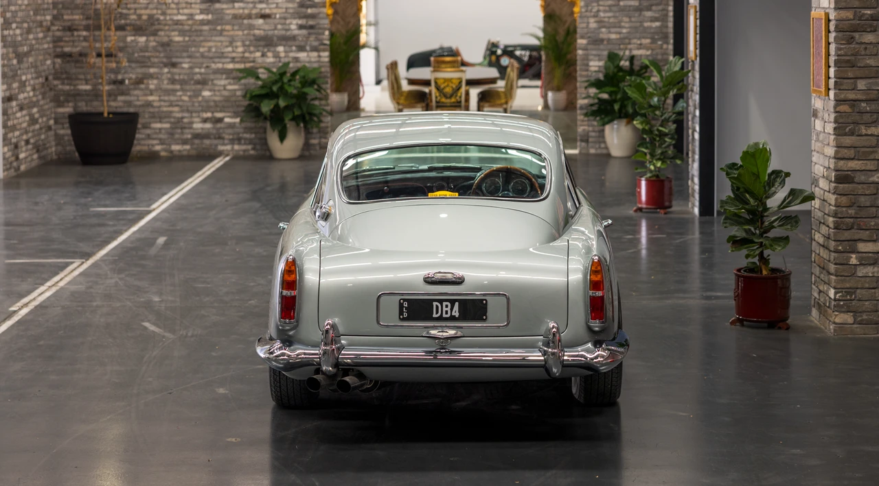 1960 Aston Martin DB4 - Image 17 of 31