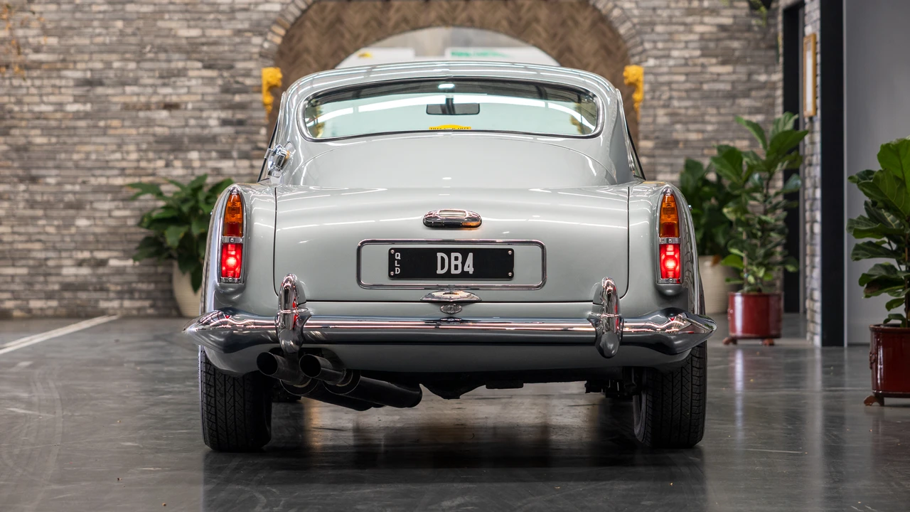 1960 Aston Martin DB4 - Image 18 of 31