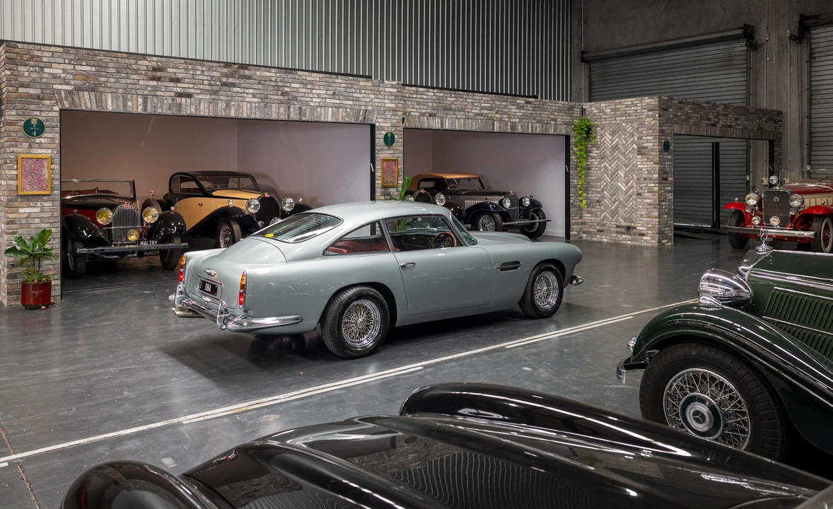 1960 Aston Martin DB4 - Image 26 of 31