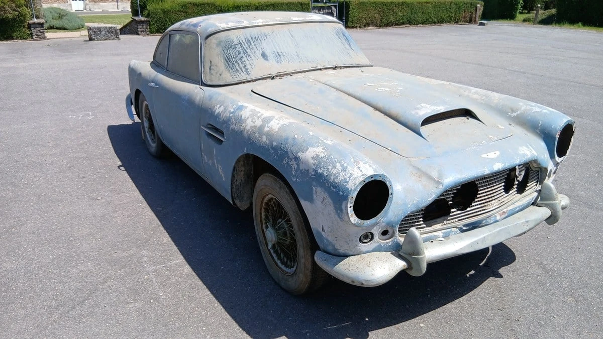 1960 Aston Martin DB4 - Image 2 of 30