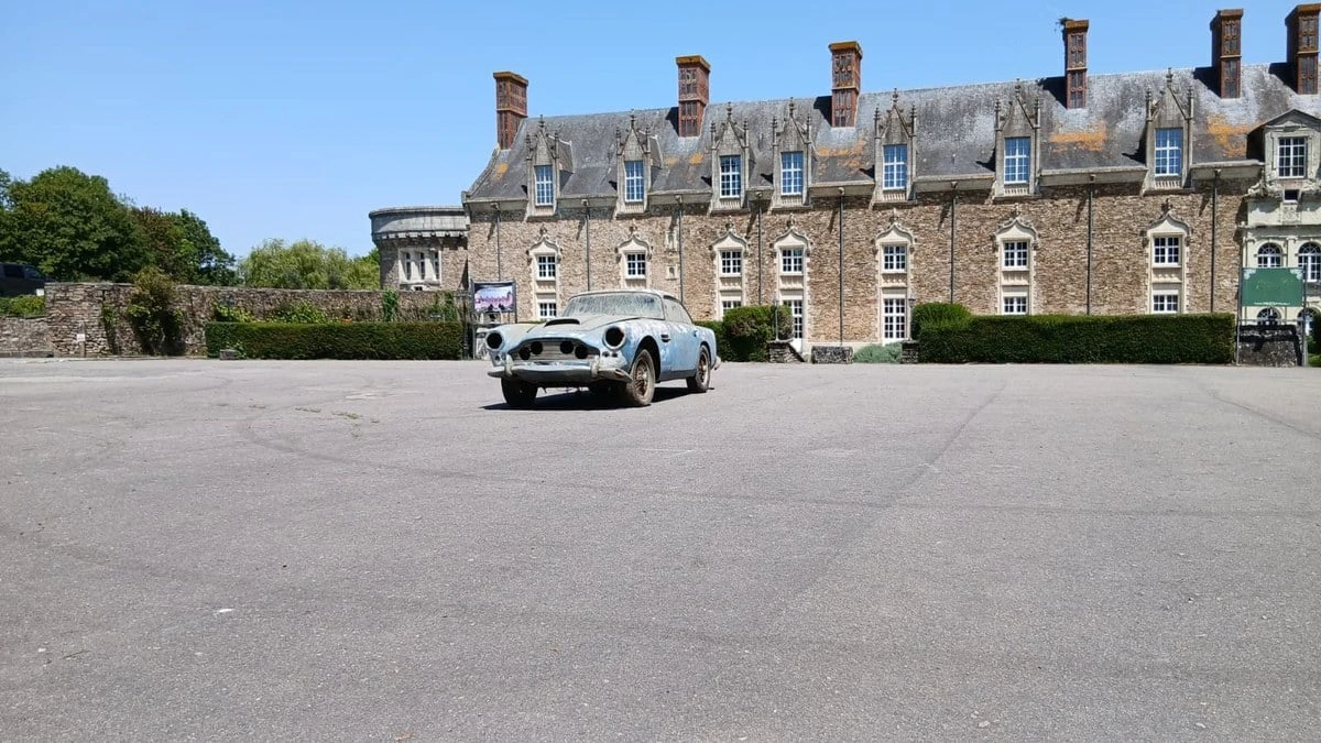 1960 Aston Martin DB4 - Image 17 of 30