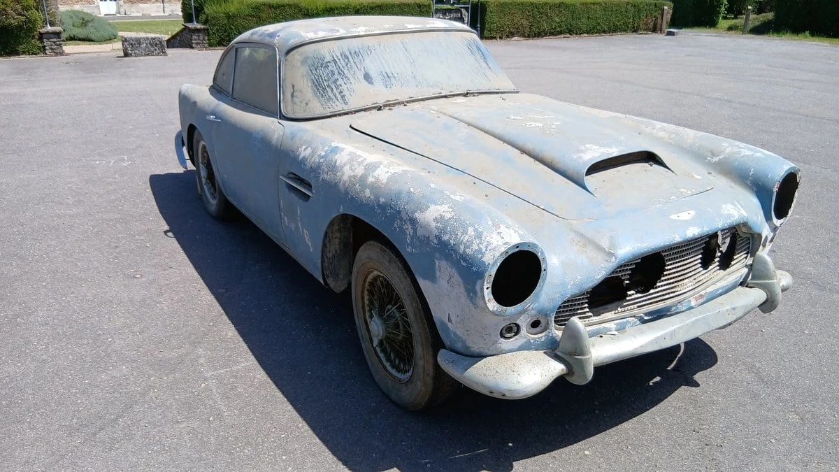 1960 Aston Martin DB4 - Image 15 of 30